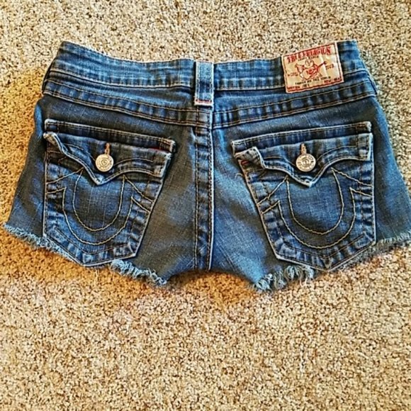 True Religion Joey cutoff shorts, size 27, EUC - Picture 5 of 6